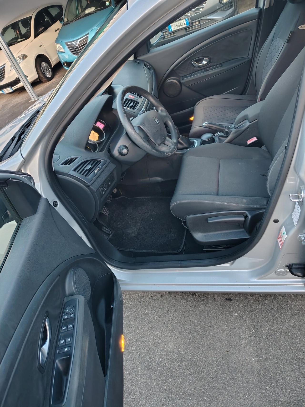 Renault Megane Mégane 1.5 dCi 90CV Confort