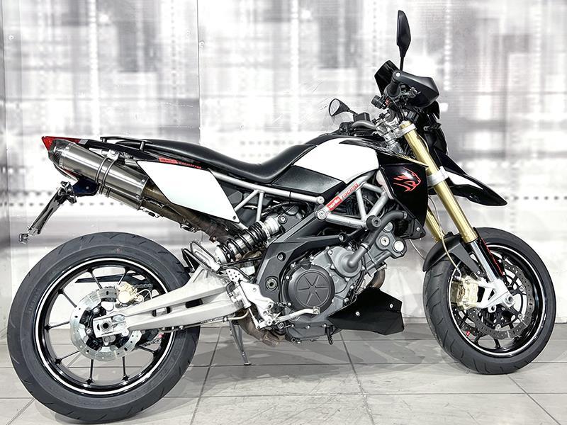 Aprilia Dorsoduro 750