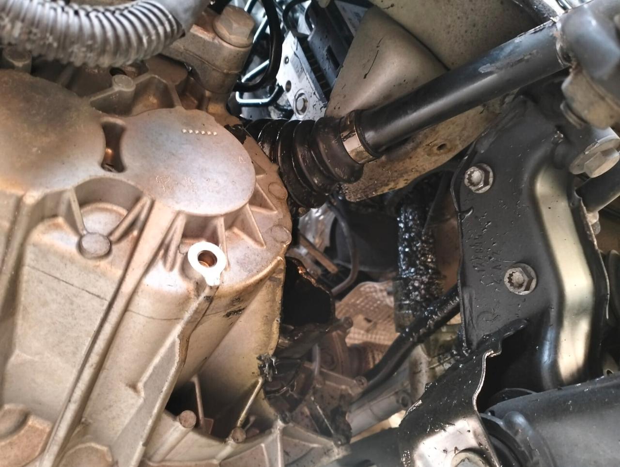 Volkswagen up! 1.0 5p. - SINISTRATA