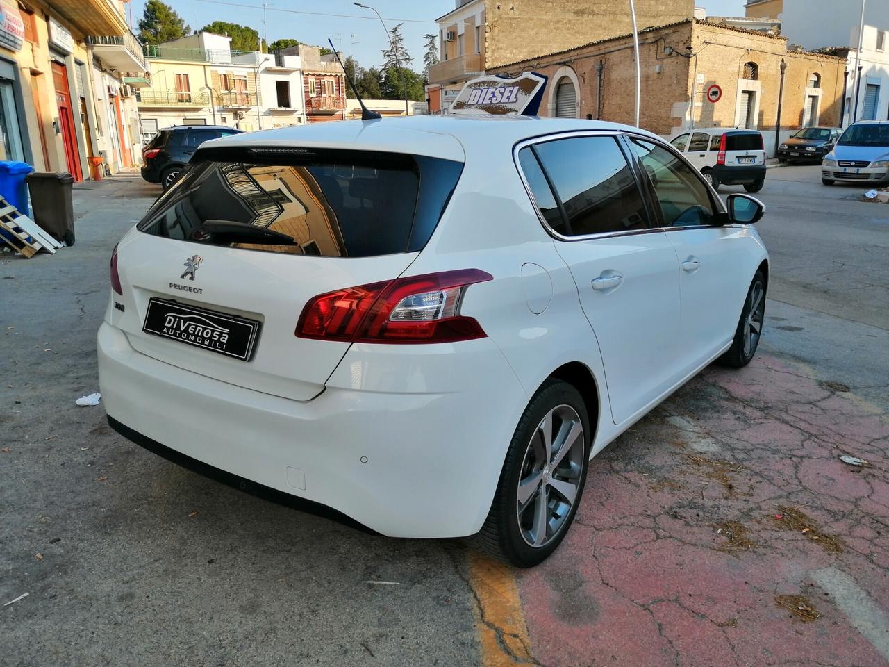 Peugeot 308 BlueHDi 120 S&S Allure