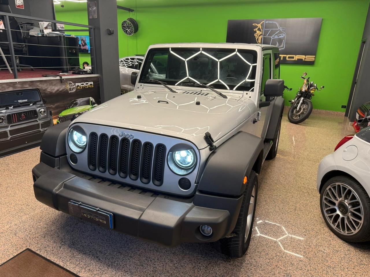 Jeep Wrangler 2.8 CRD DPF HARD TOP CORTA