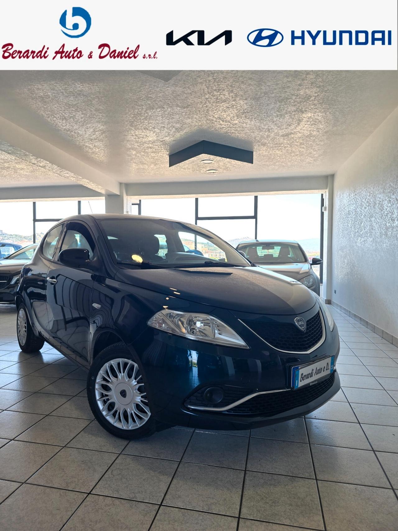 Lancia Ypsilon 1.2 69 CV 5 porte GPL Ecochic Platinum