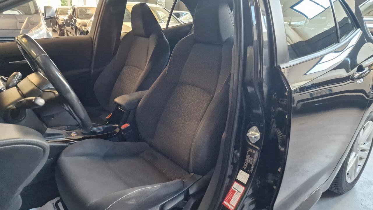 Toyota Corolla 1.8 Hybrid Style