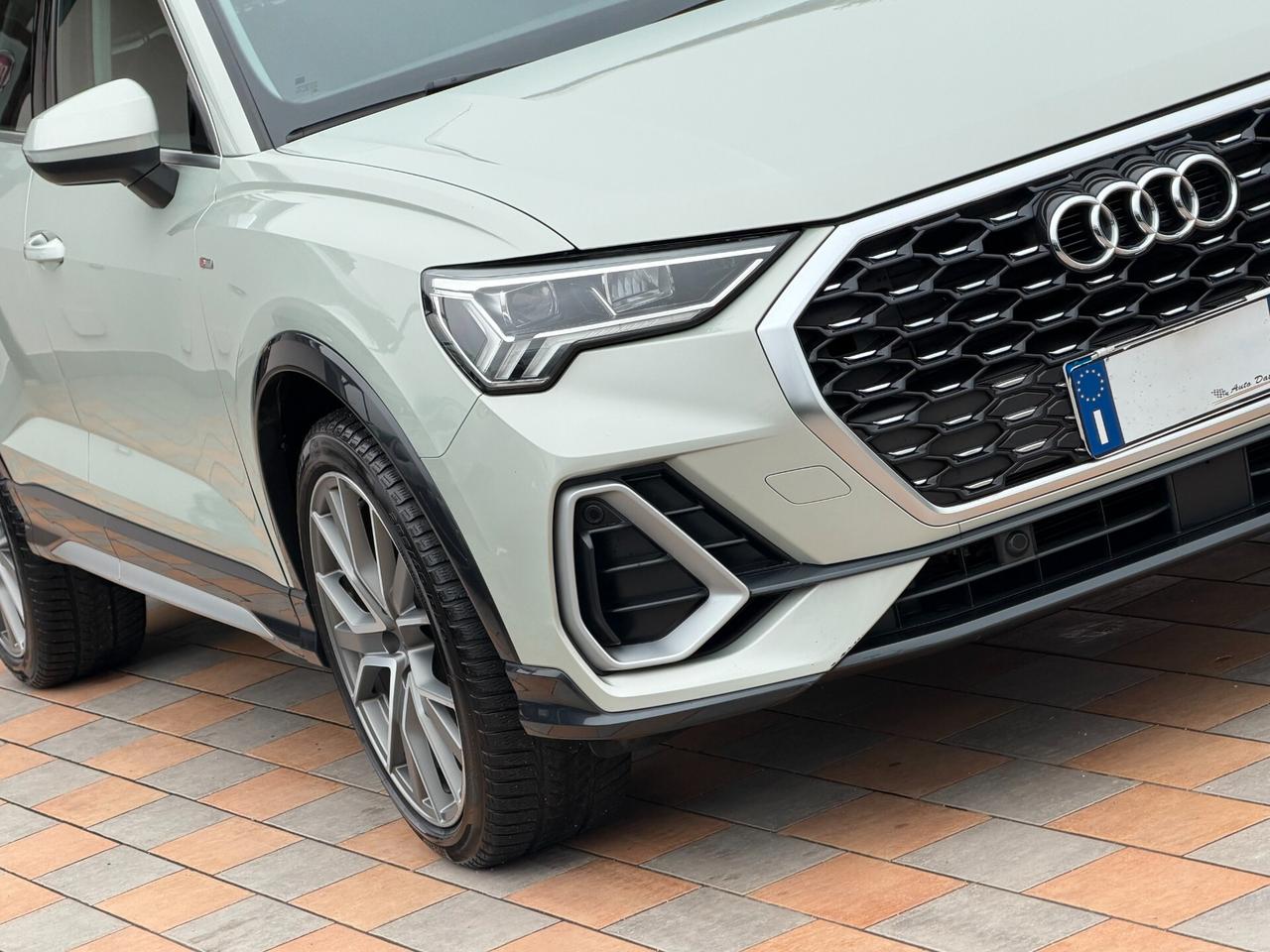 Audi Q3 SB 35 2.0 TDI 150 cv. S Tronic LINE EDITION