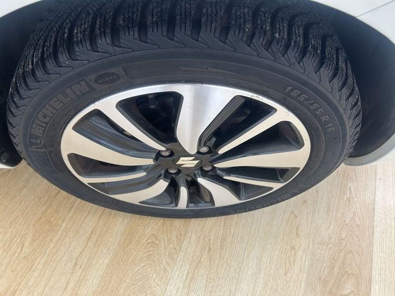 Suzuki Swift 1.2 Hybrid Top 2WD