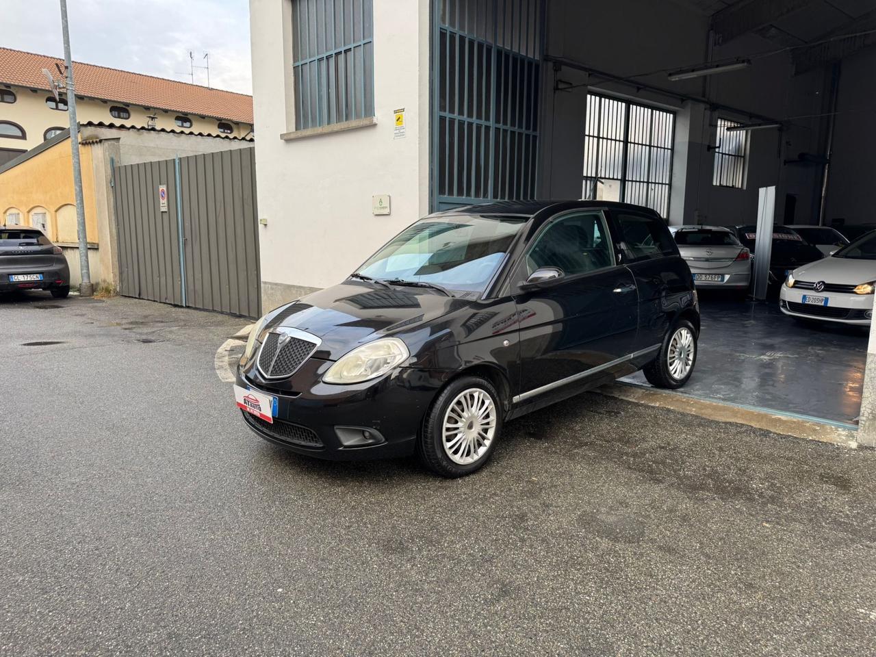 Lancia Ypsilon 1.4 Argento
