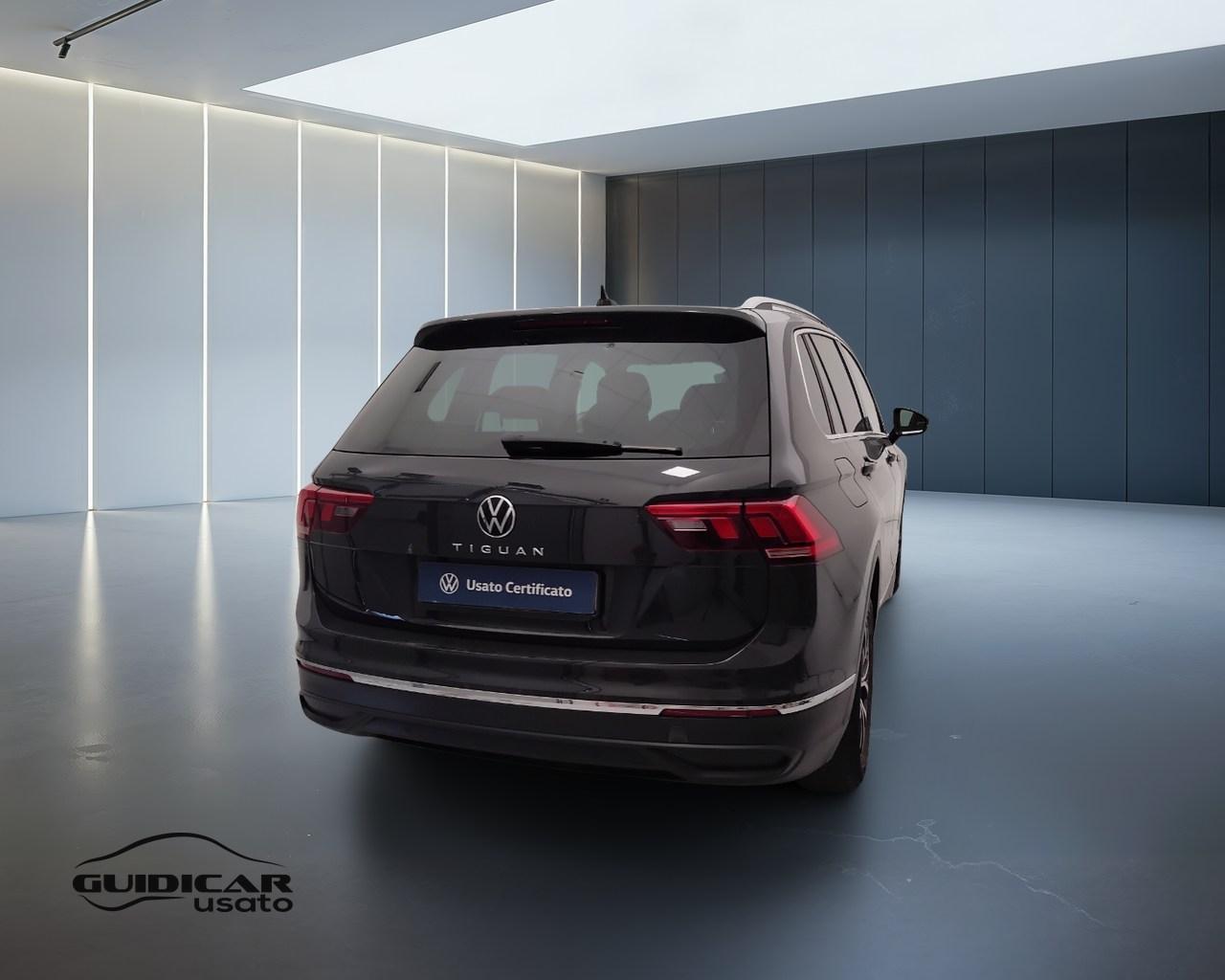 VOLKSWAGEN Tiguan II 2021 - Tiguan 2.0 tdi Life 122cv