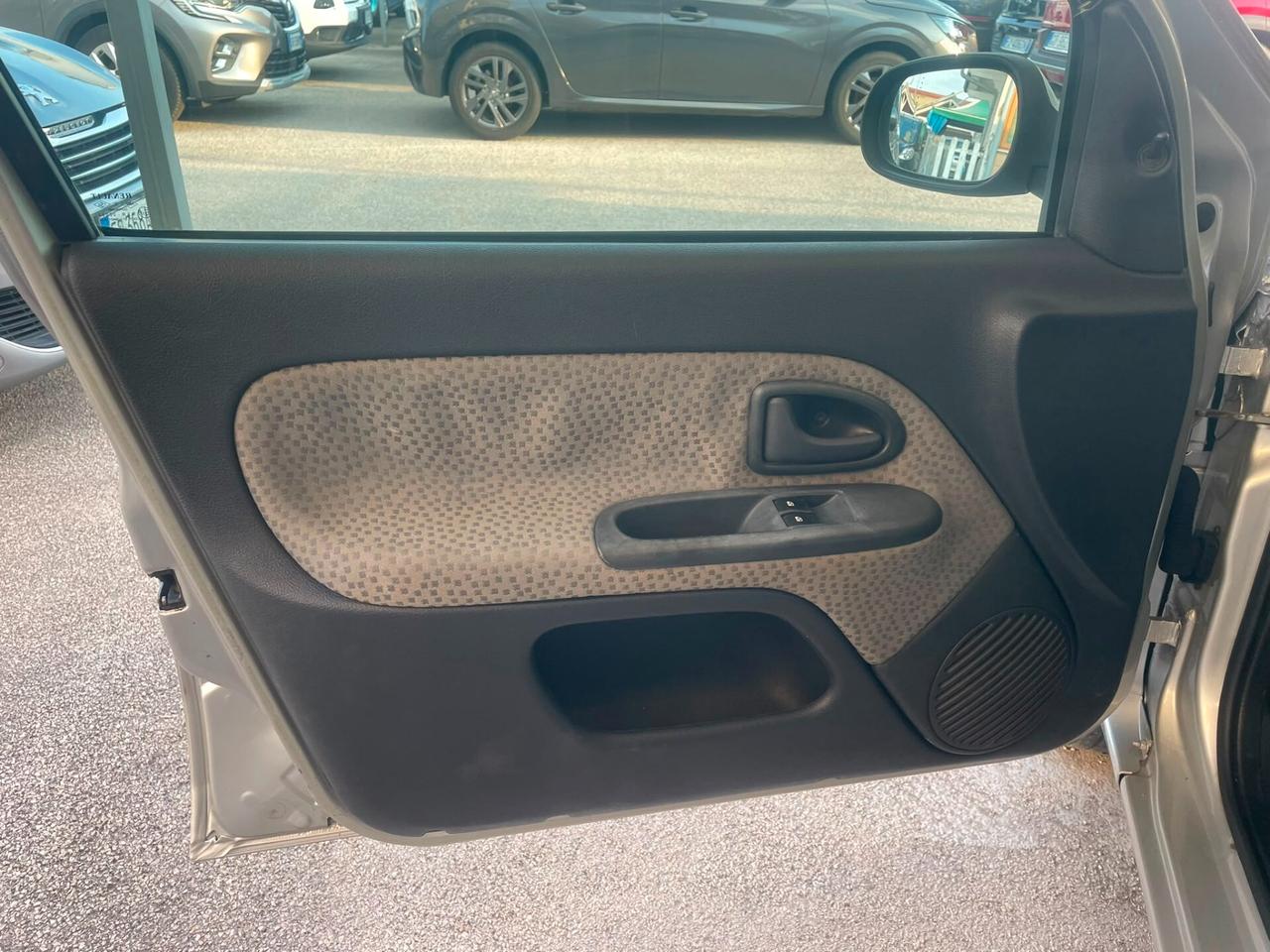 Renault Clio 1.2 cat 5 porte Fairway