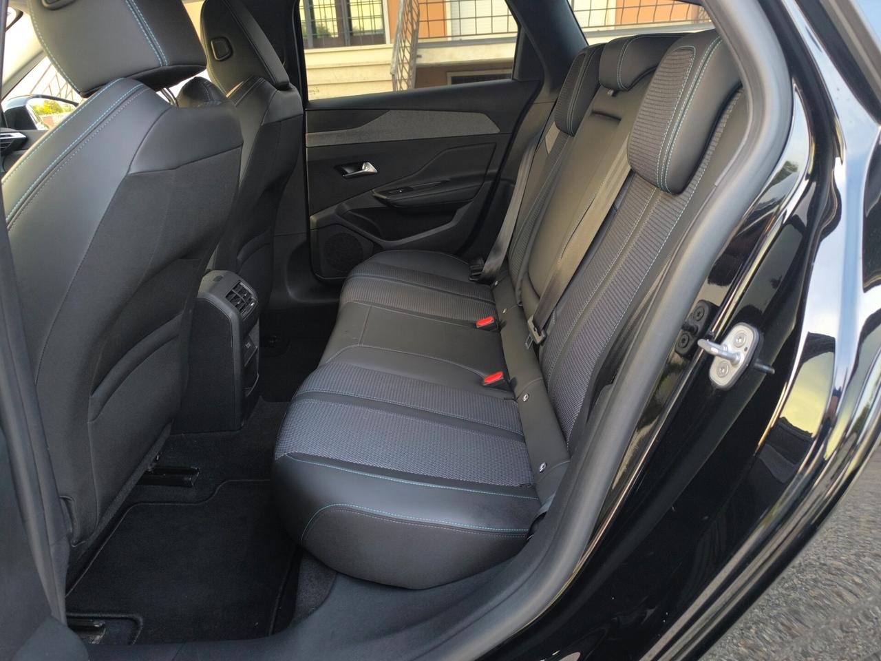 Peugeot 308 BlueHDi 130 S&S EAT8 SW Allure Pack