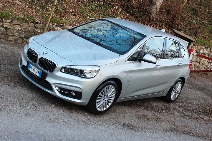 Bmw 216 216d Active Tourer Luxury SPLENDIDA INTERNO PELLE DAKOTA SENSORI PARK
