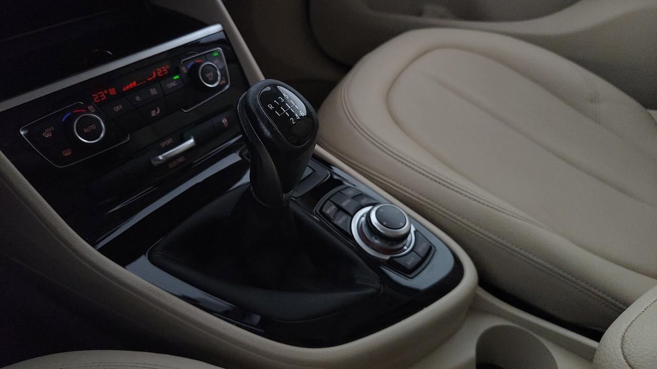 BMW 216d Active Tourer Luxury