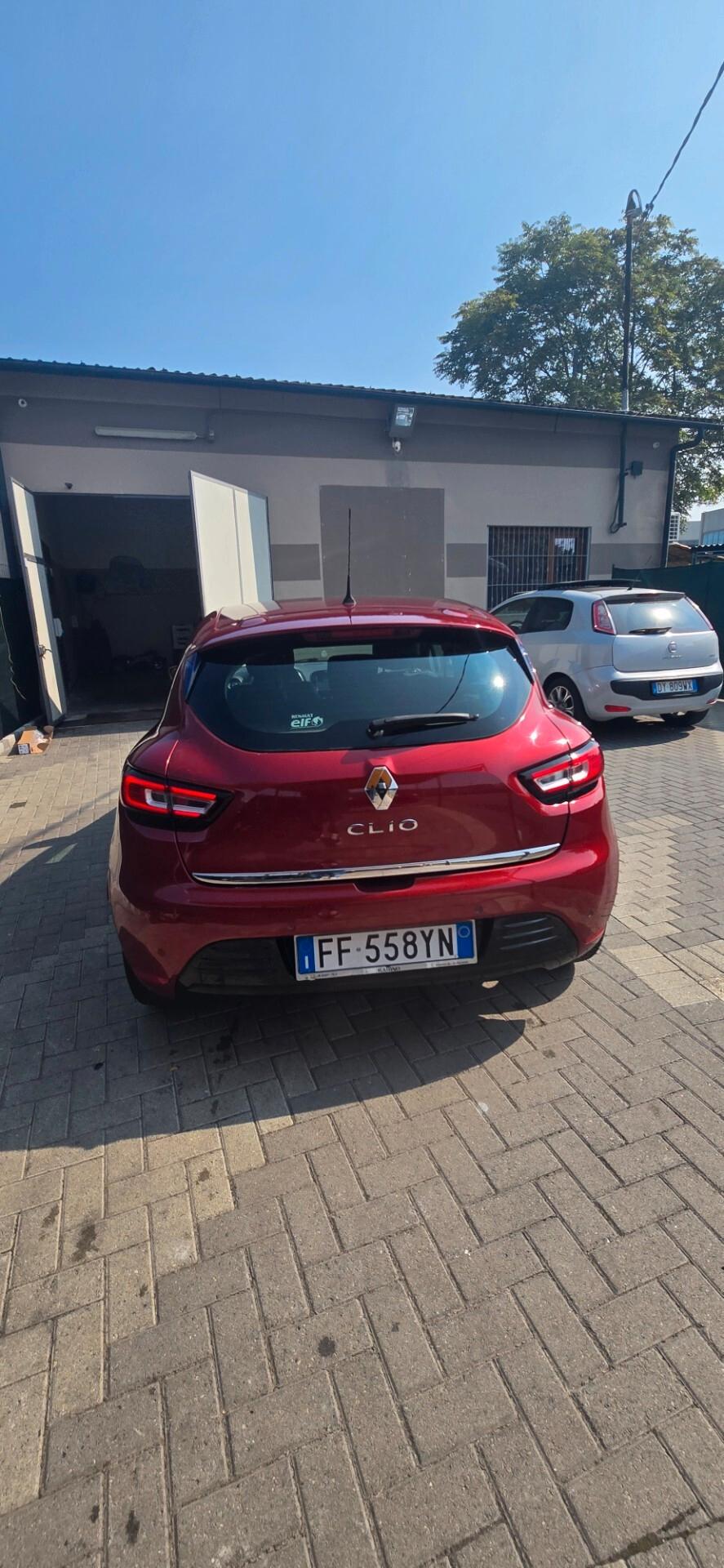 Renault Clio 1.2 75CV 5 porte Life