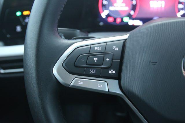 VOLKSWAGEN Golf 2.0 TDI DSG SCR Life / Neopatentati