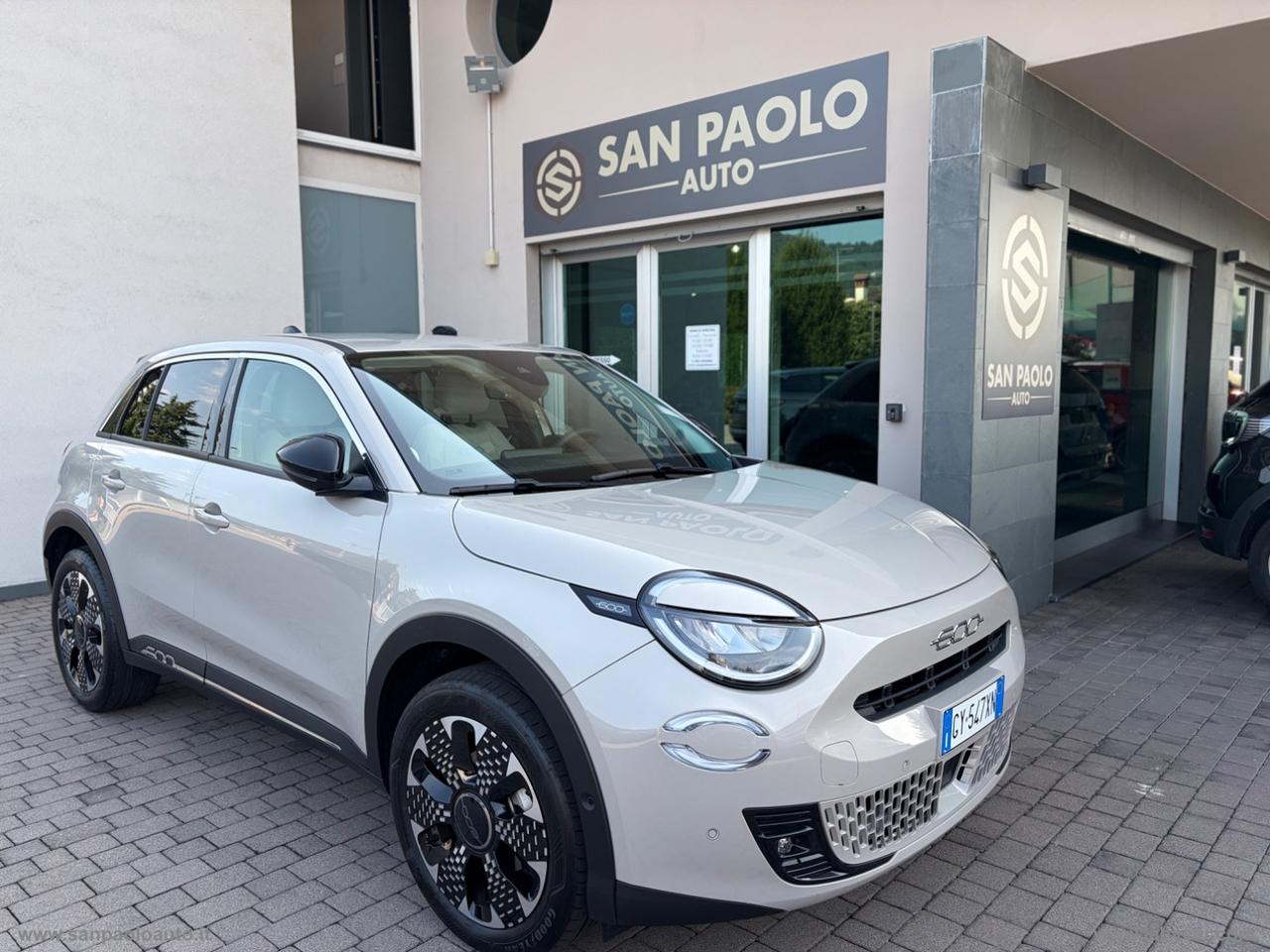FIAT 600 Hybrid 110 CV DCT MHEV La Prima