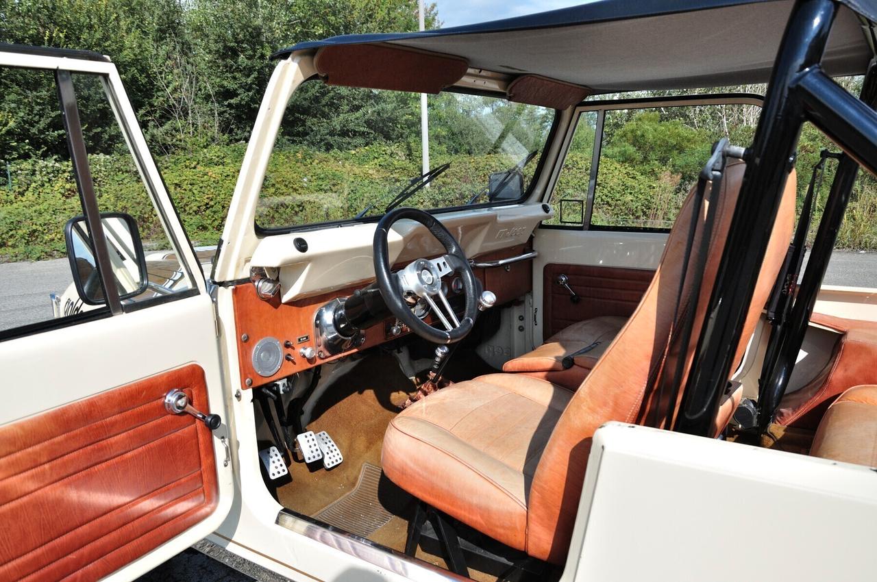 Jeep CJ-7 Golden Eagle 5.0 V8 AMC 304