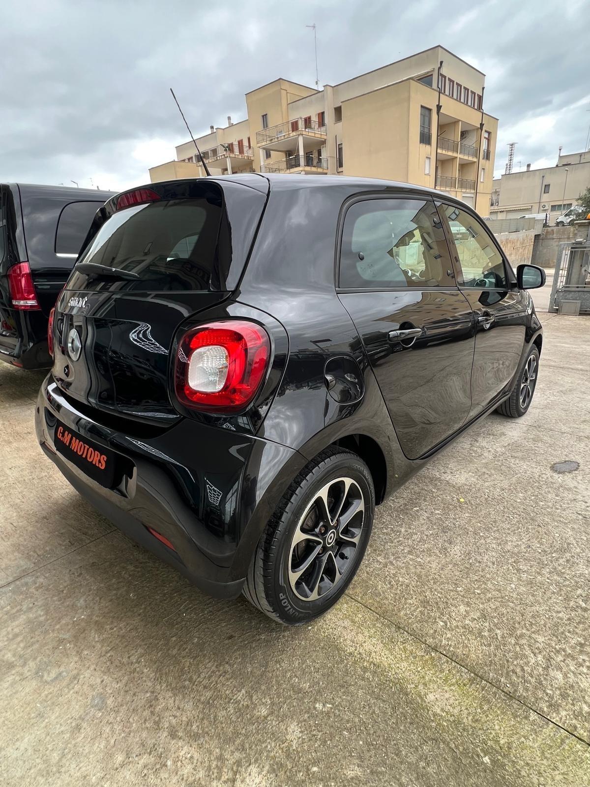 Smart ForFour 70 1.0 Prime