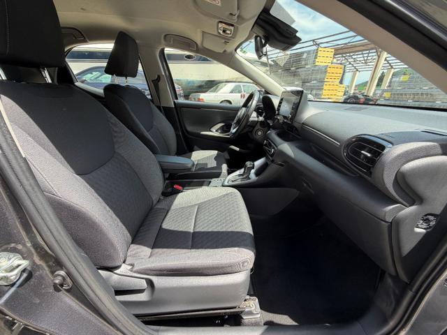 TOYOTA Yaris 1.0 5 porte Business