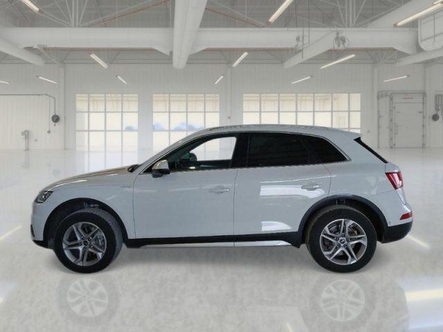 AUDI Q5 35 TDI quattro S tronic Design