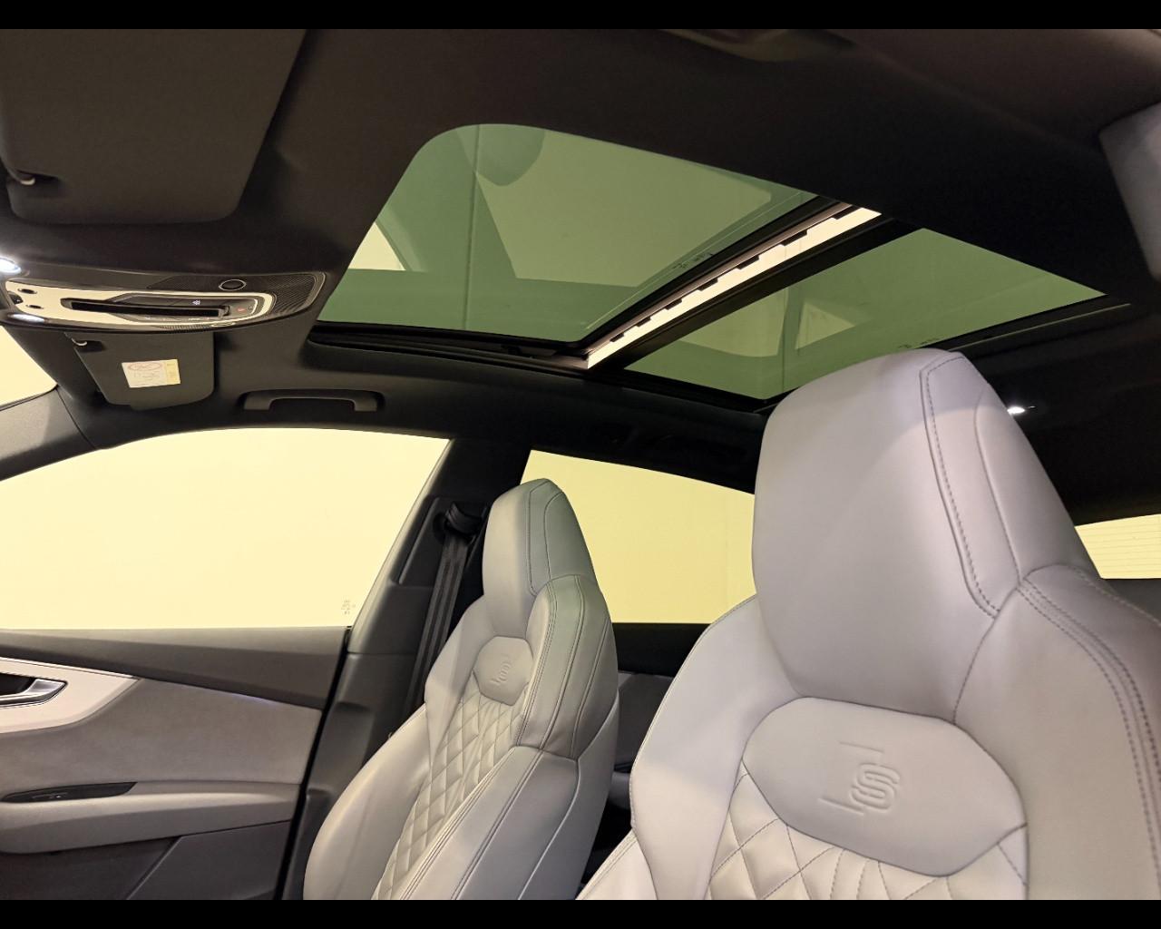 AUDI Q8 50 TDI MHEV TIPTRONIC QUATTRO SPORT