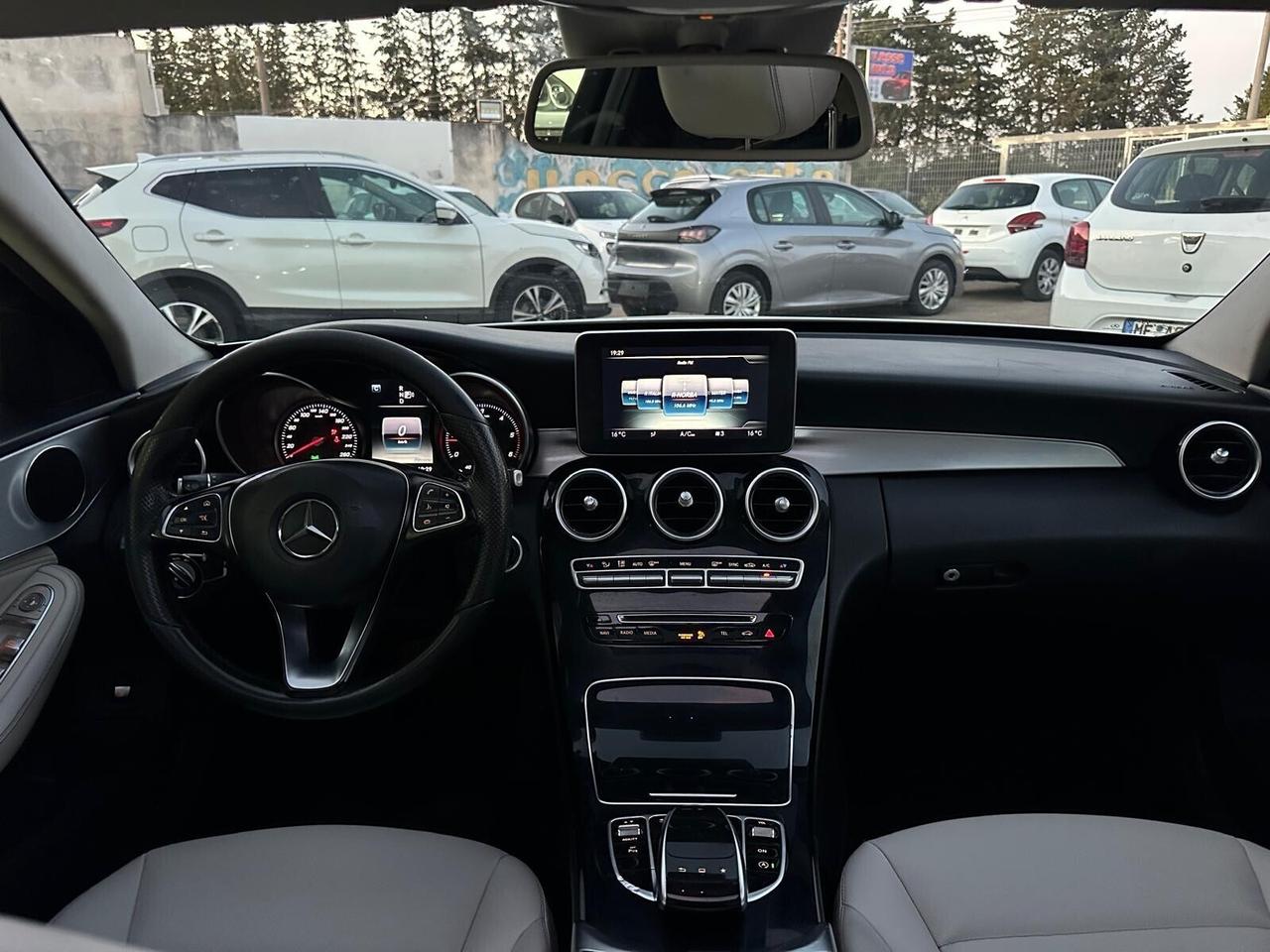 Mercedes-benz C 220 BlueTEC Automatic Premium