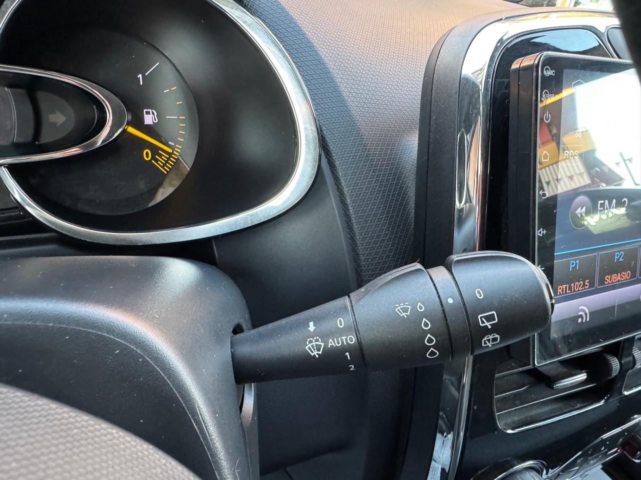 Renault Clio dCi 8V 90 CV Start&Stop 5 porte Energy Duel2