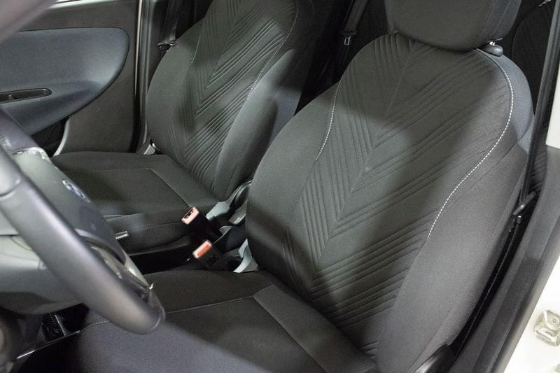 Lancia Ypsilon 1.0 FireFly 70cv Hybrid Gold