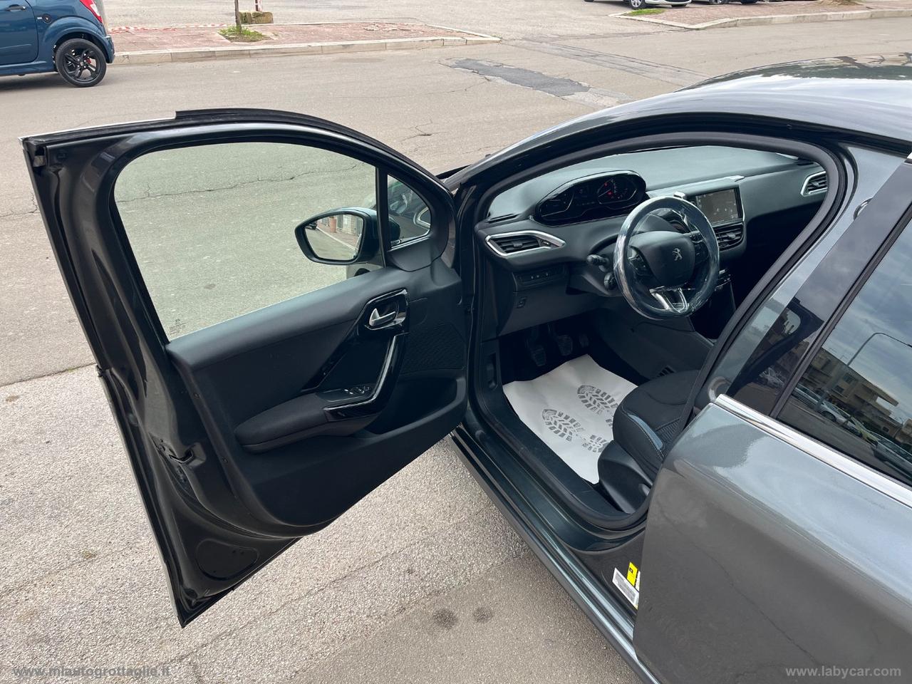 PEUGEOT 208 1.6 e-HDi 92 CV S&S 5p. Allure