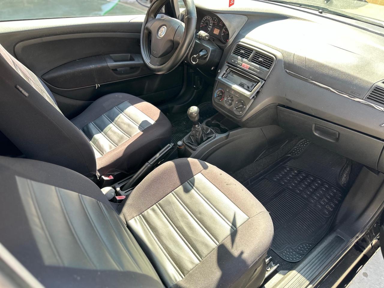 Fiat Grande Punto 1.3 MJT 75 CV 5 porte Active