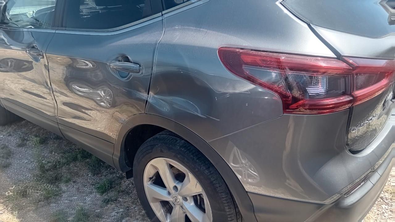 Nissan Qashqai 1.5 dCi Acenta SINISTRATO