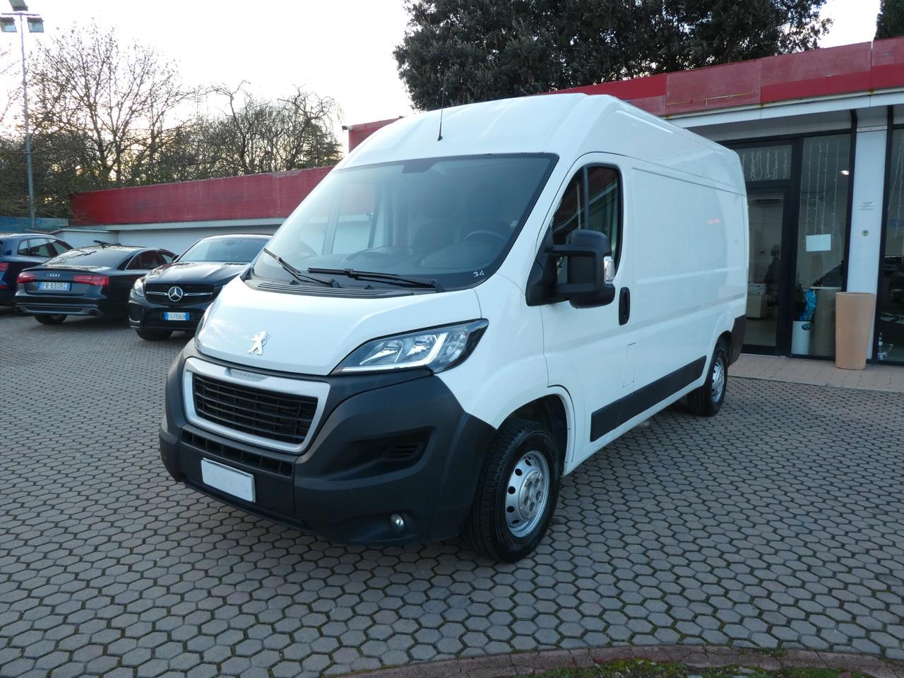 Peugeot Boxer 330 2.2 BlueHDi €12500 PIU IVA