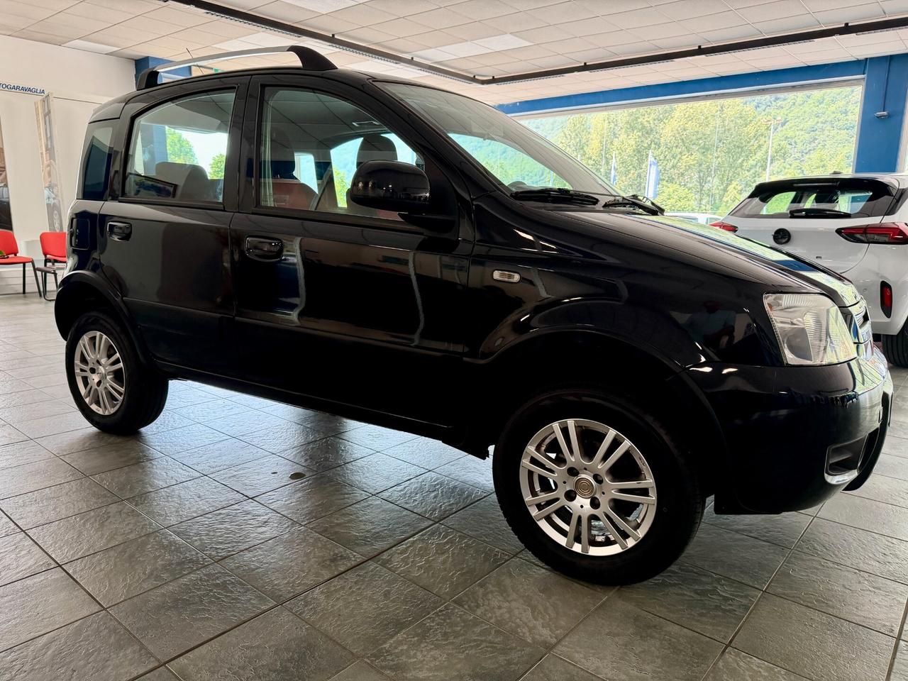 Fiat Panda 1.2 4x4 Climbing-NEOPATENTATI-