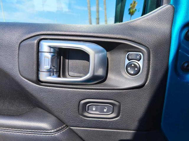 JEEP Wrangler Unlimited 2.2 Mjt II Night Eagle
