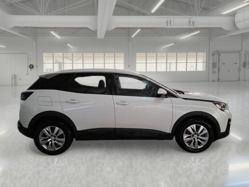 PEUGEOT 3008 BlueHDI 130 EAT8 S/S Business