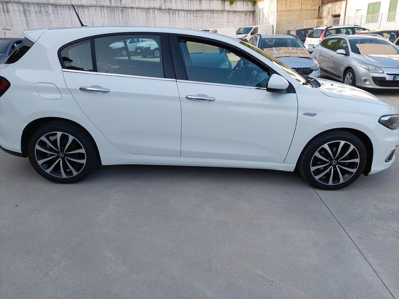 Fiat Tipo 1.6 Mjt S&S 5 porte Lounge
