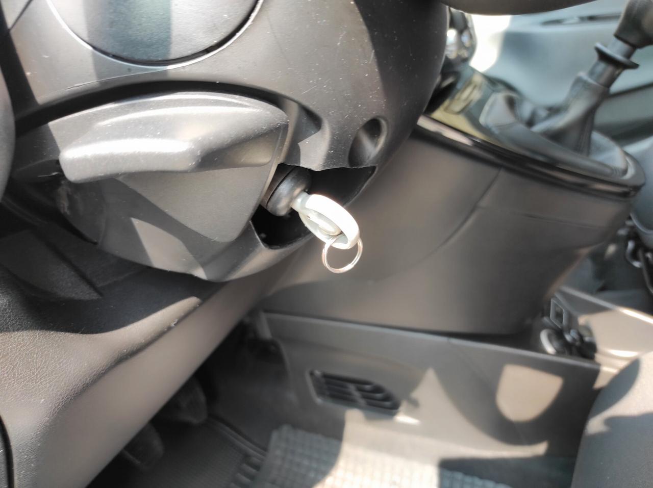 Lancia Ypsilon 2016 1.2 benz Bluetooth Comand V