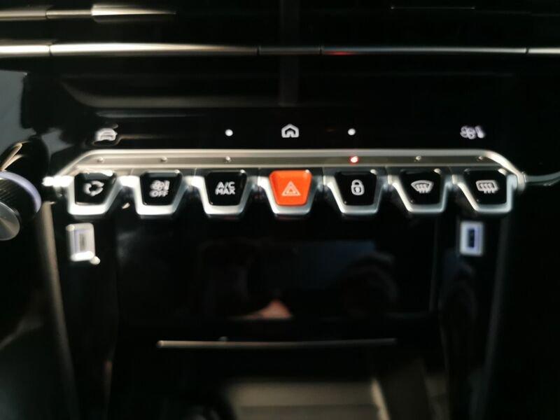 Peugeot 2008 Hybrid 145cv e-DCS6 GT auto