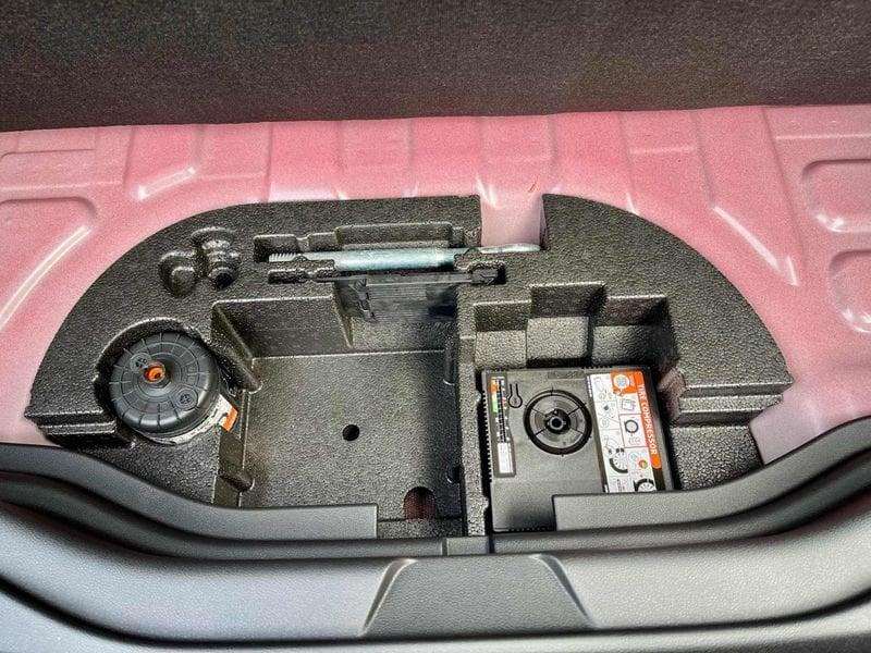 FIAT 600e 54 KWH Red - KM0