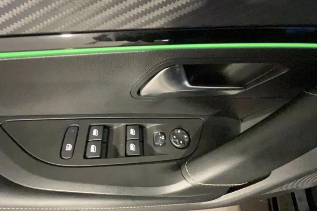 PEUGEOT 2008 motore elettrico 136 CV GT