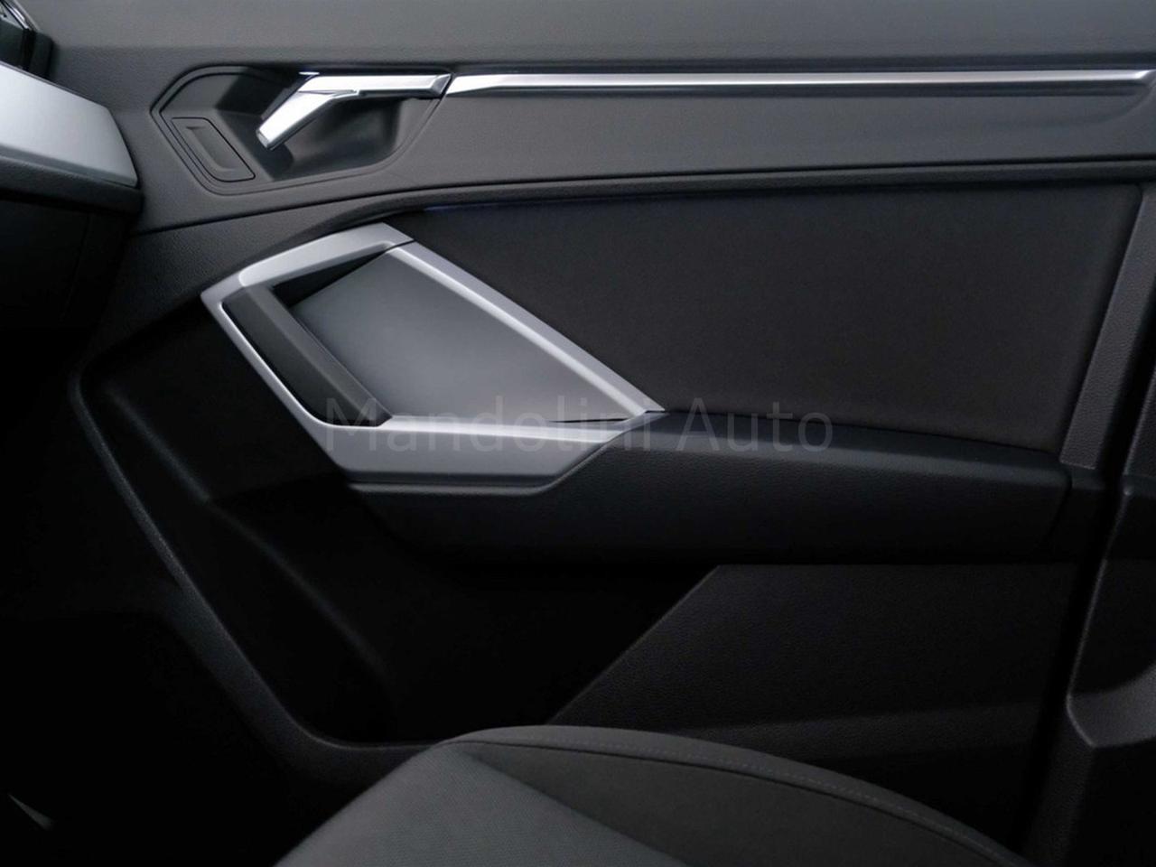 Audi Q3 35 1.5 tfsi business advanced s tronic