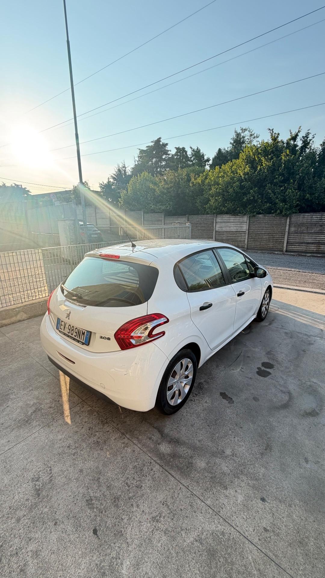 Peugeot 208 VAN AUTOCARRO IVA ESPOSTA