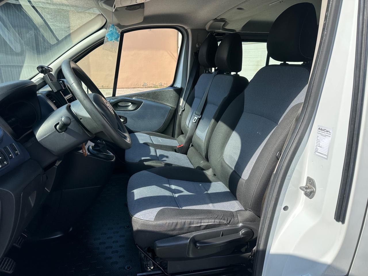 Opel Vivaro 1.6 CDTi Combi 6 posti Autocarro