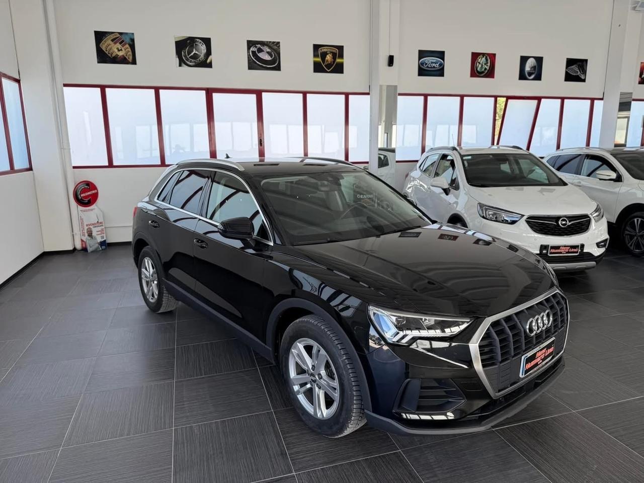 Audi Q3 S-tronic 35 TDI 2.0 Sport 150cv 2019