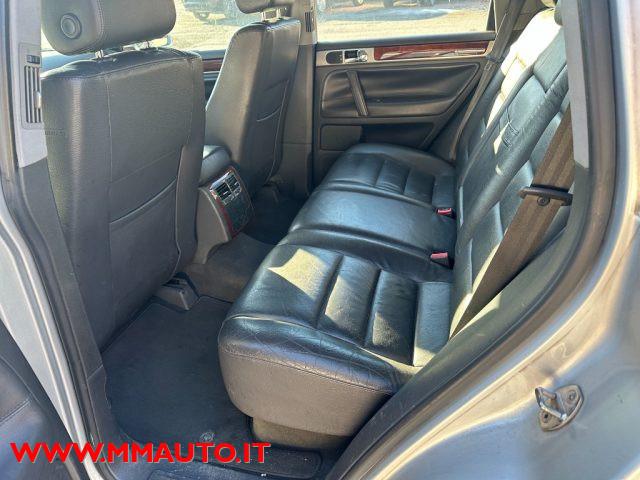 VOLKSWAGEN Touareg 2.5 R5 TDI AUTOMATIK N1 4 POSTI. NAVIG !!!!
