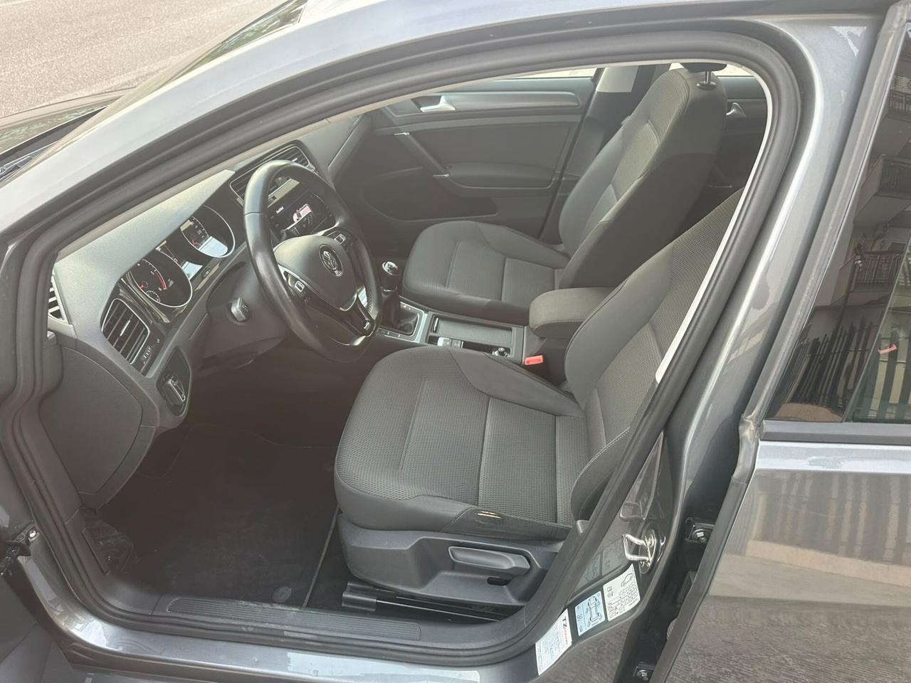 Volkswagen Golf 1.6 TDI 115 CV 5p. Business BlueMotion Technology