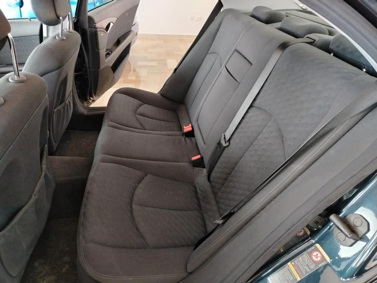 Mercedes-benz E 220 CDI cat Avantgarde