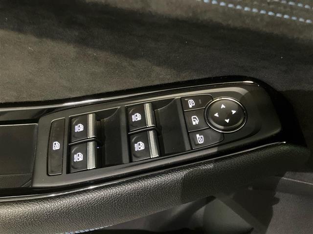 RENAULT Austral 1.2 E-Tech full hybrid Iconic Esprit Alpine 200cv