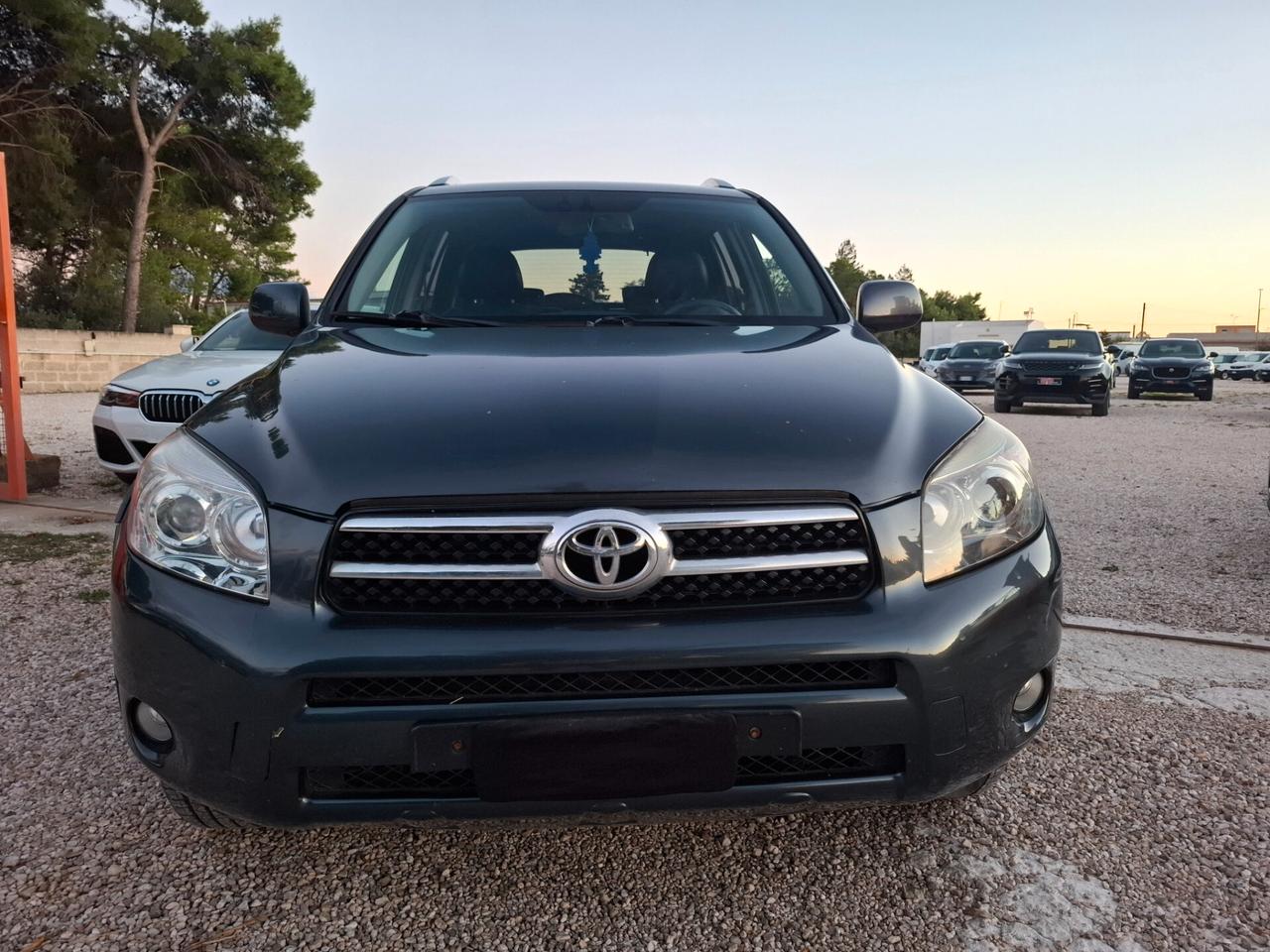 TOYOTA RAV 4 2.2 D 177 cv 4x4 LUXURY *PELLE-CERCHI*