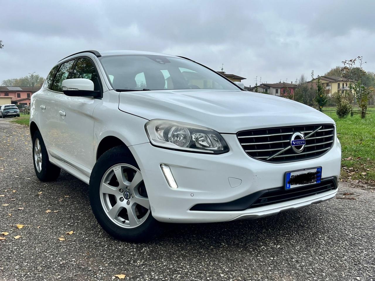 Volvo XC 60 XC60 D5 AWD Geartronic Kinetic