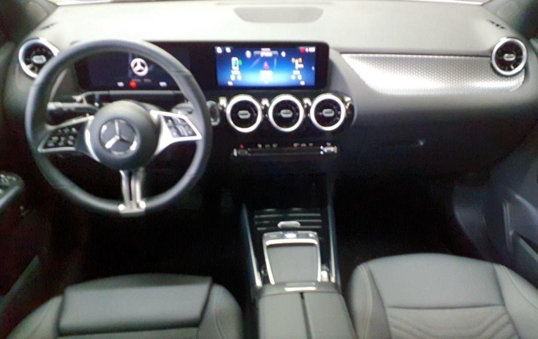 Mercedes-benz GLA 180 Automatic Progressive Advanced Plus
