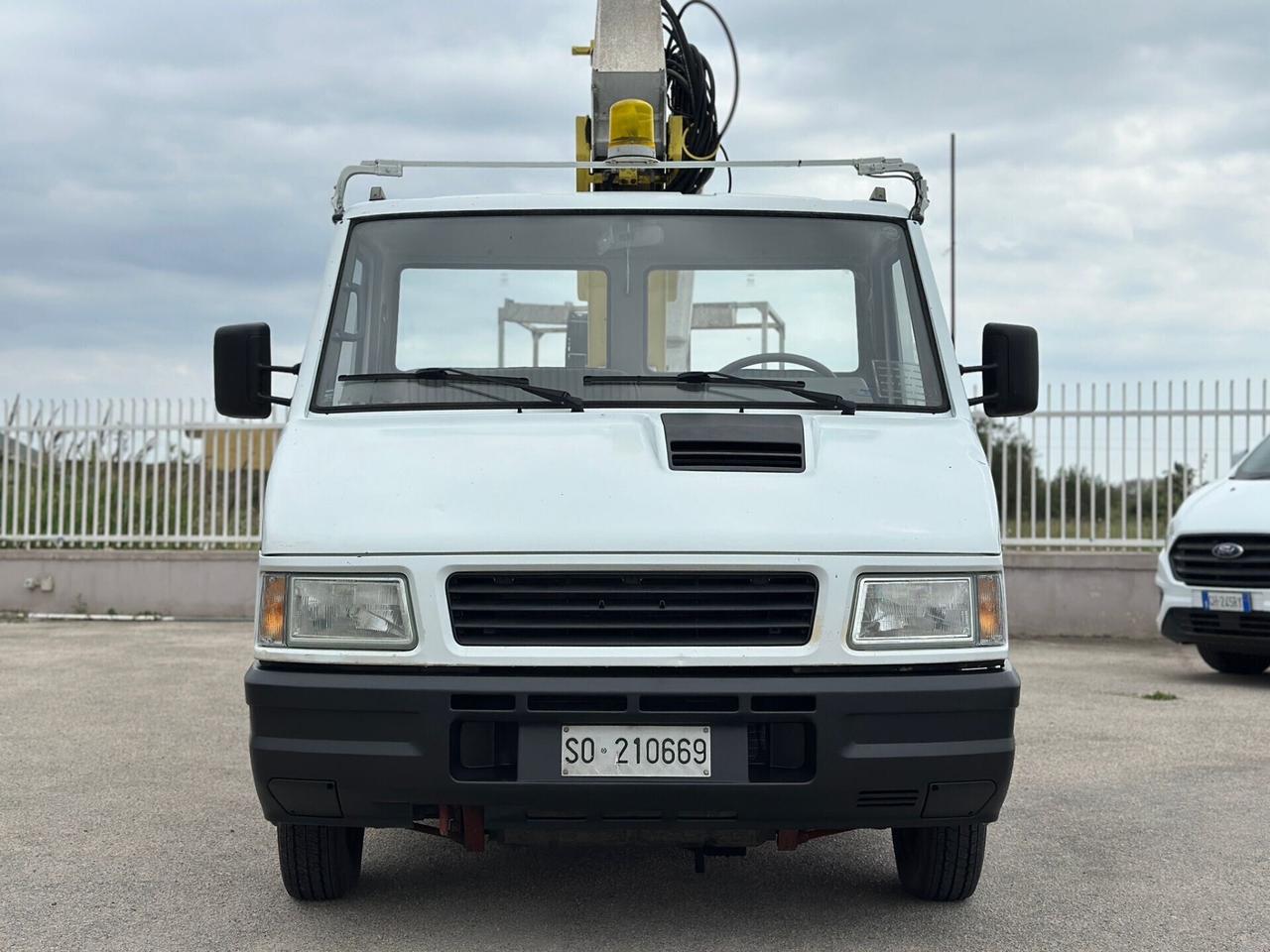 Fiat Daily 35.8 Piattaforma aerea SOLO 12 MILA KM